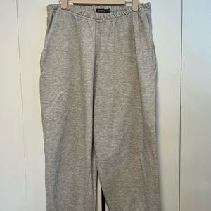 GUC BooHoo super cute baggy sweats size 8